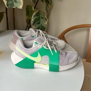 Nike Air Zoom Tennis Shoes